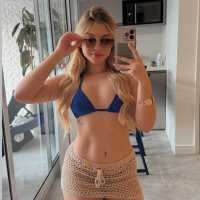 Büyük gögüşlü escort DURU