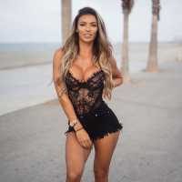 Çiftlik Escort Şehrinin Gözdesi Ben: Üstün Eleganlığın ve Eşsiz Hizmetin Simgesi