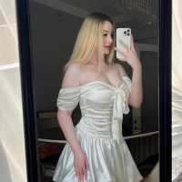 Escort Bensun, kendi yeri olan