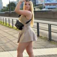 İzmirden gelen Escort Lidya