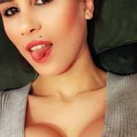 Tutkulu ve Hazzın Derinliklerinde Gezen Atakent Escort