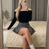 Yeşil gözlü büyük göğüslü İREM